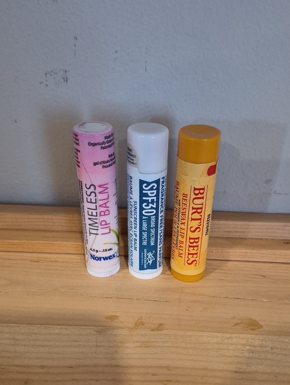 💙 3 Pcs Various Lip Balms